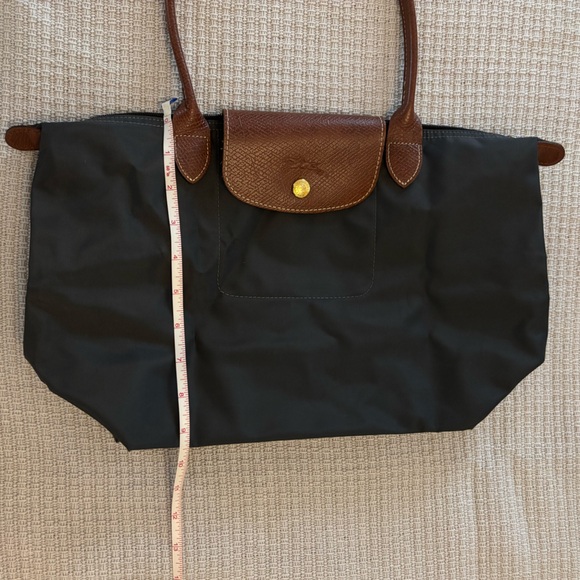 Longchamp Le Pliage Tote Bag - Picture 10 of 17